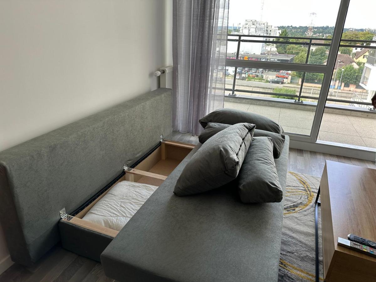 Agreable 2 Pieces Avec Balcon Et Parking Transports By Immo Kit Bnb 萨尔塞勒 外观 照片